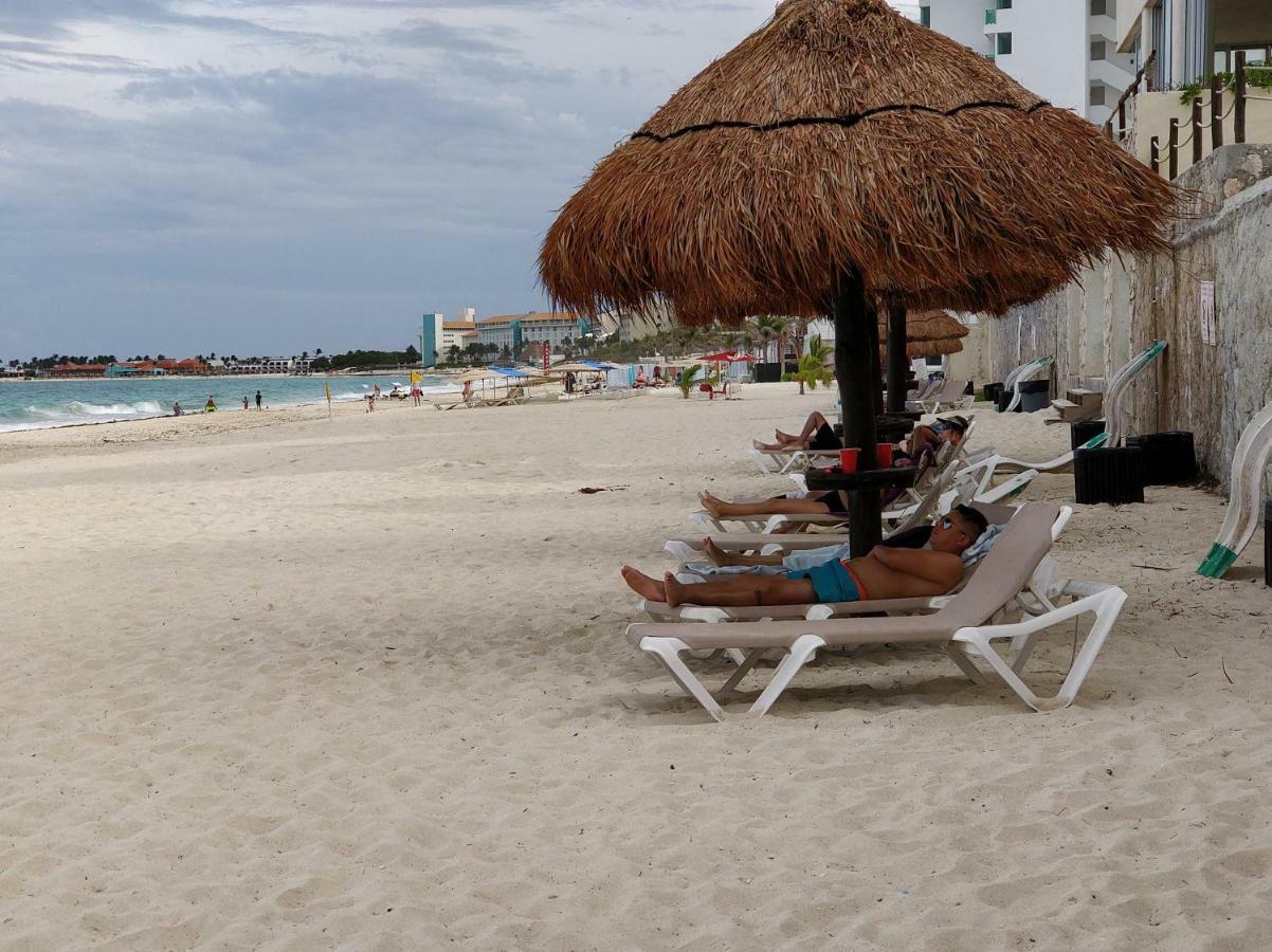 Ocean Front Suite, Balcony, Kitchen. Cancún Zewnętrze zdjęcie