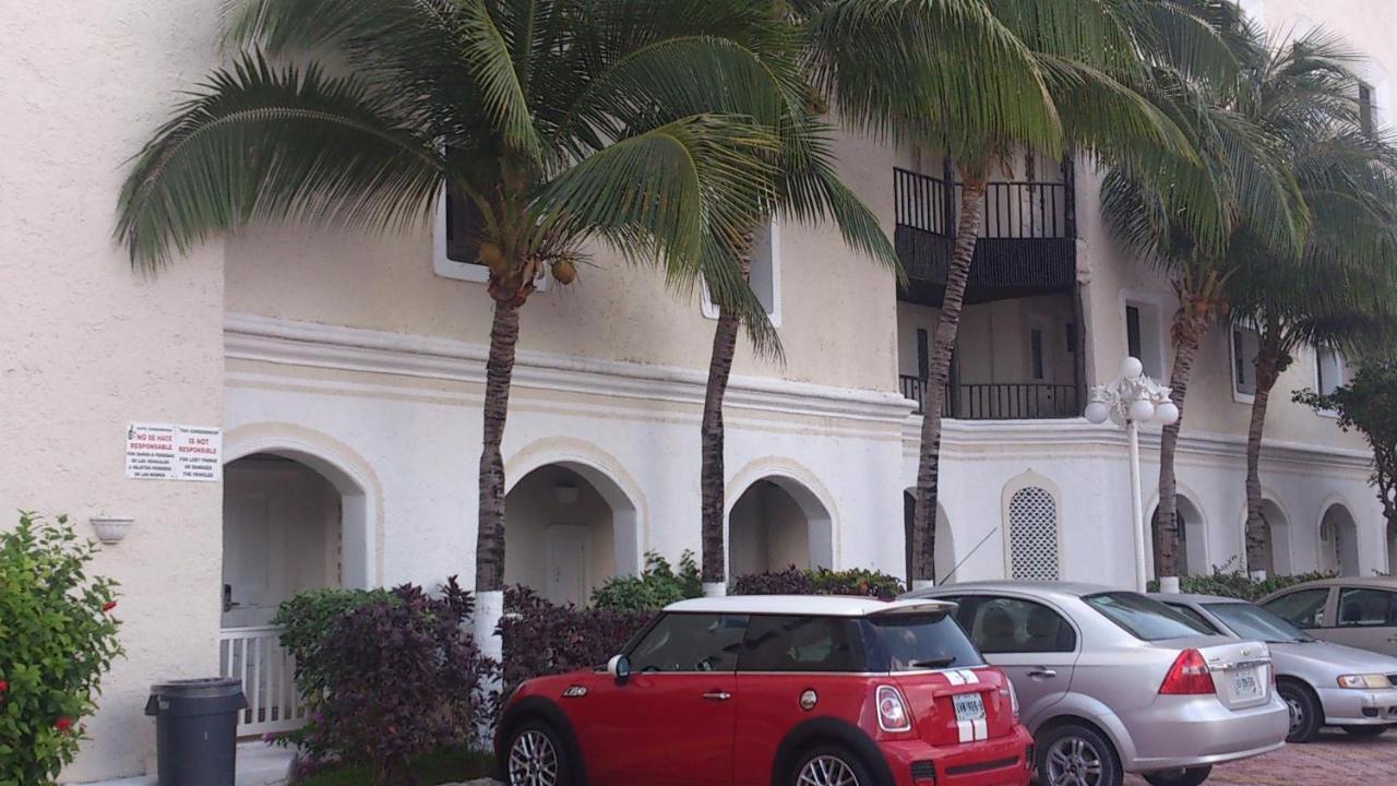 Ocean Front Suite, Balcony, Kitchen. Cancún Zewnętrze zdjęcie